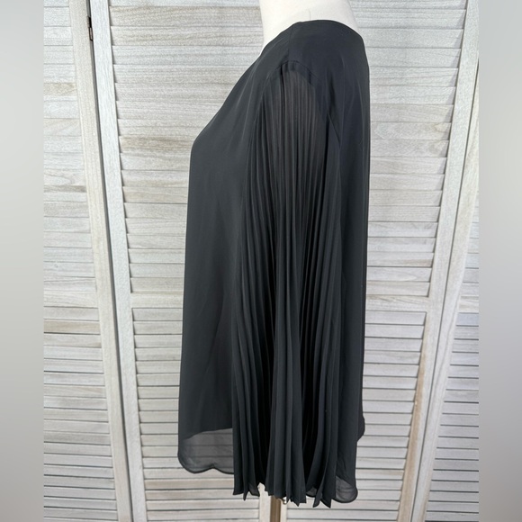 APT 9 Women's Black Blouse with Wide Accordion Pleat Sleeves & V Neckline-XL - Picture 2 of 3
